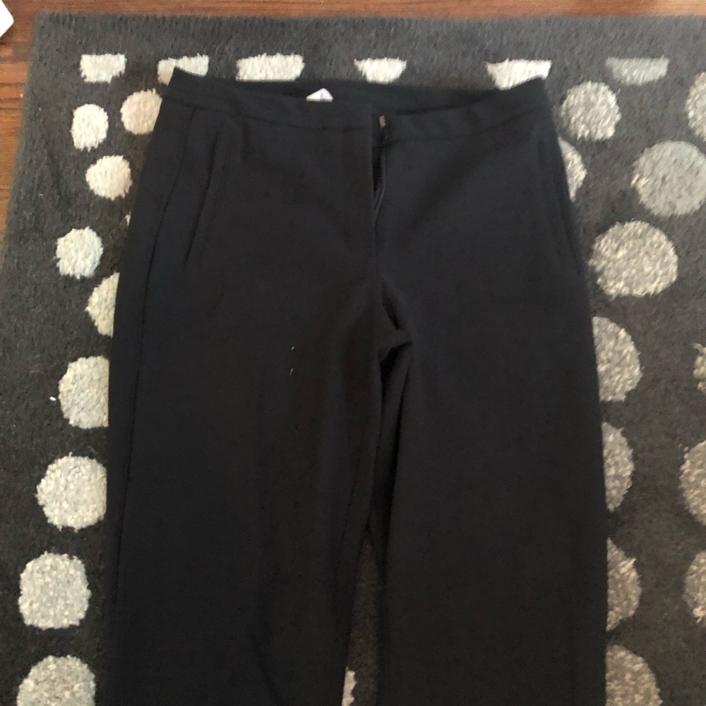 Black Lululemon Pants w/zipper pockets